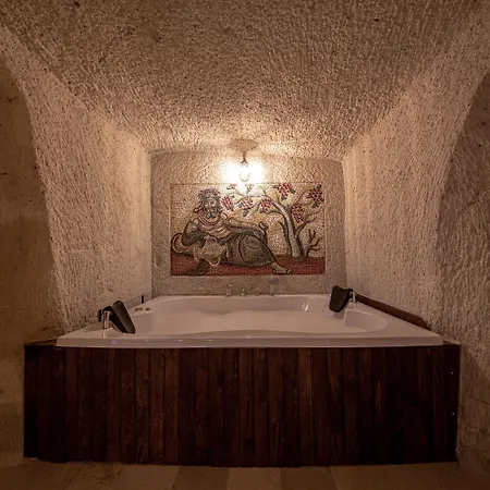 Tuerkan Cave * Nevsehir